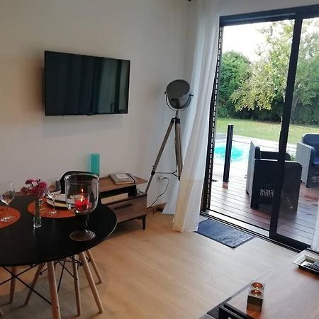 Entre Piscine Et Mer Tonnay-Charente Εξωτερικό φωτογραφία
